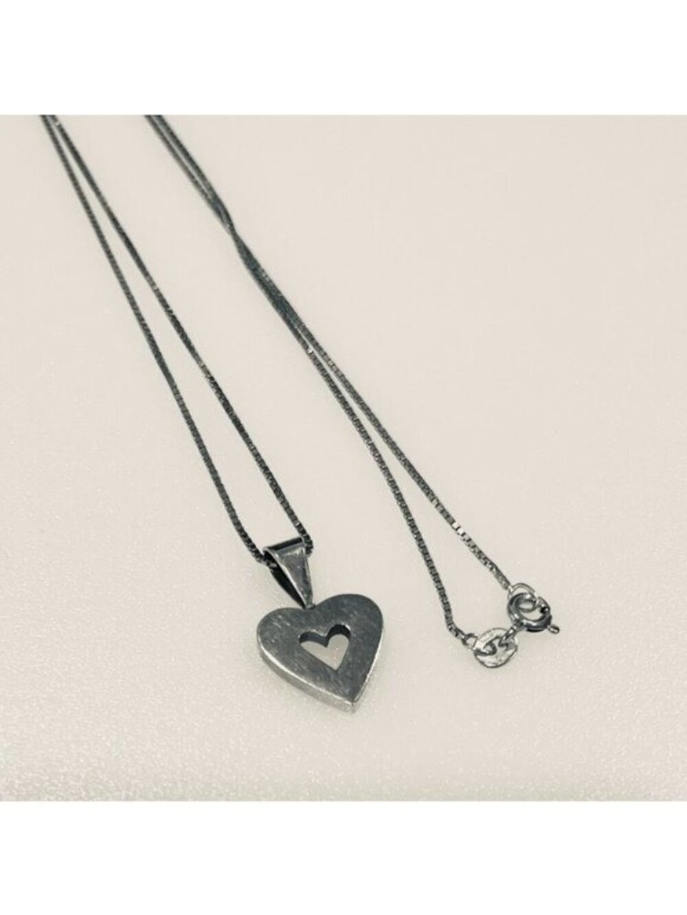 925 Sterling Silver Heart Necklace Cutout Heart Pendant on Sterling Box Chain - Picture 2 of 11